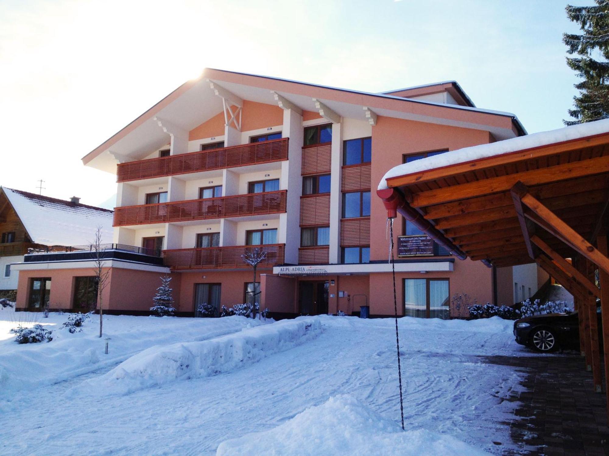 Alpe-Adria Apartments Oberaichwald  エクステリア 写真