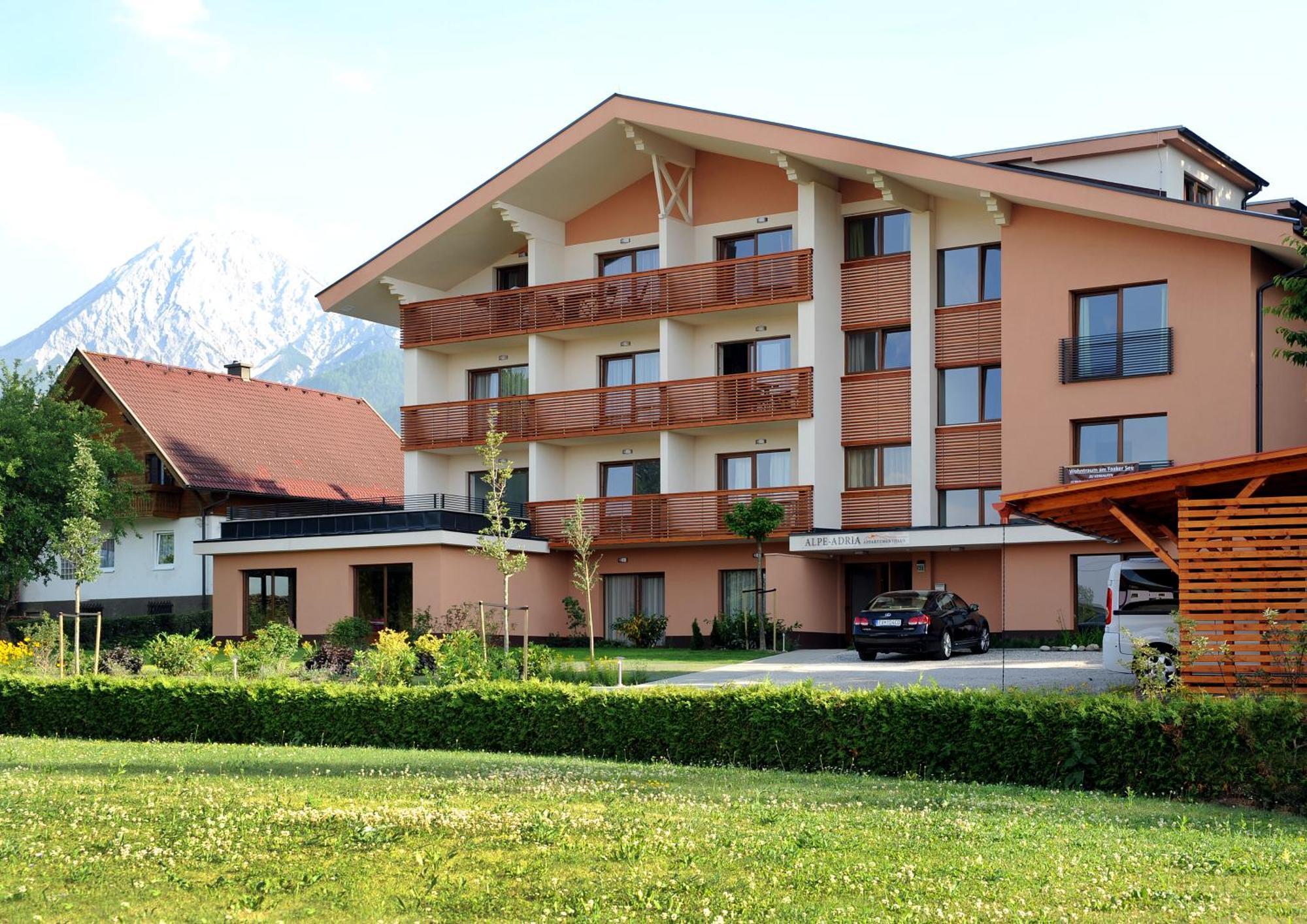 Alpe-Adria Apartments Oberaichwald  エクステリア 写真