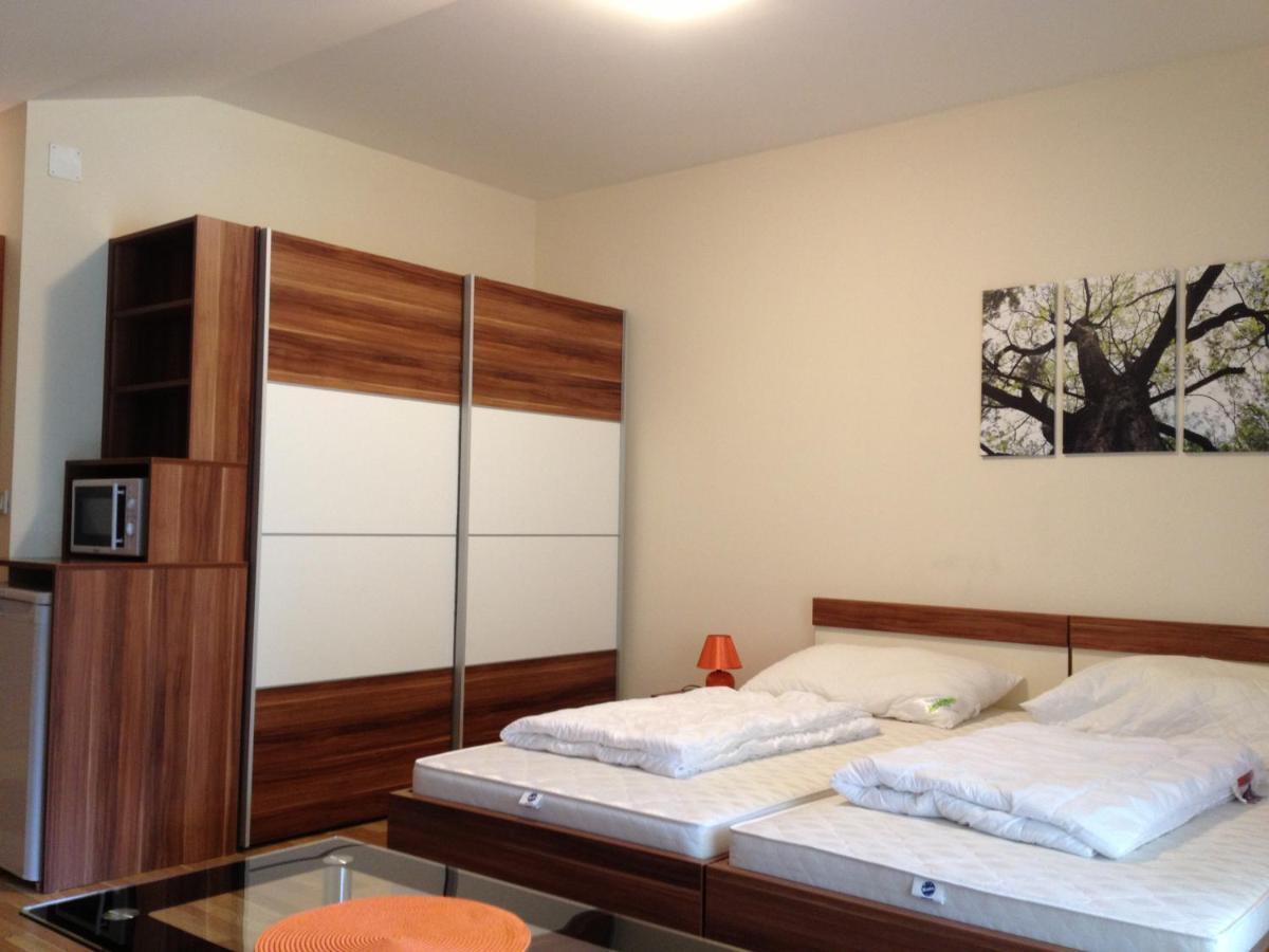 Alpe-Adria Apartments Oberaichwald  エクステリア 写真